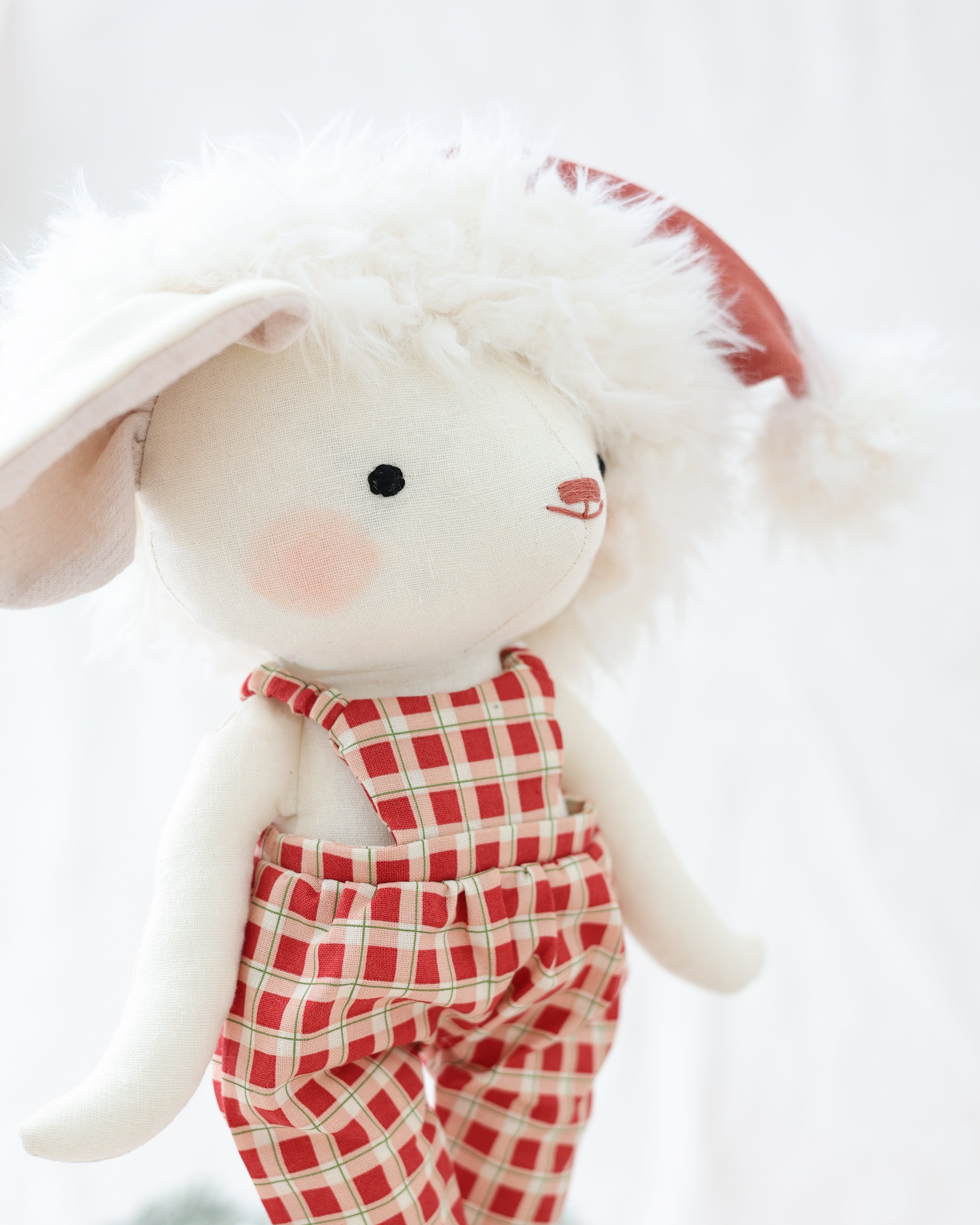 Mouse Doll Laurier with Christmas Hat