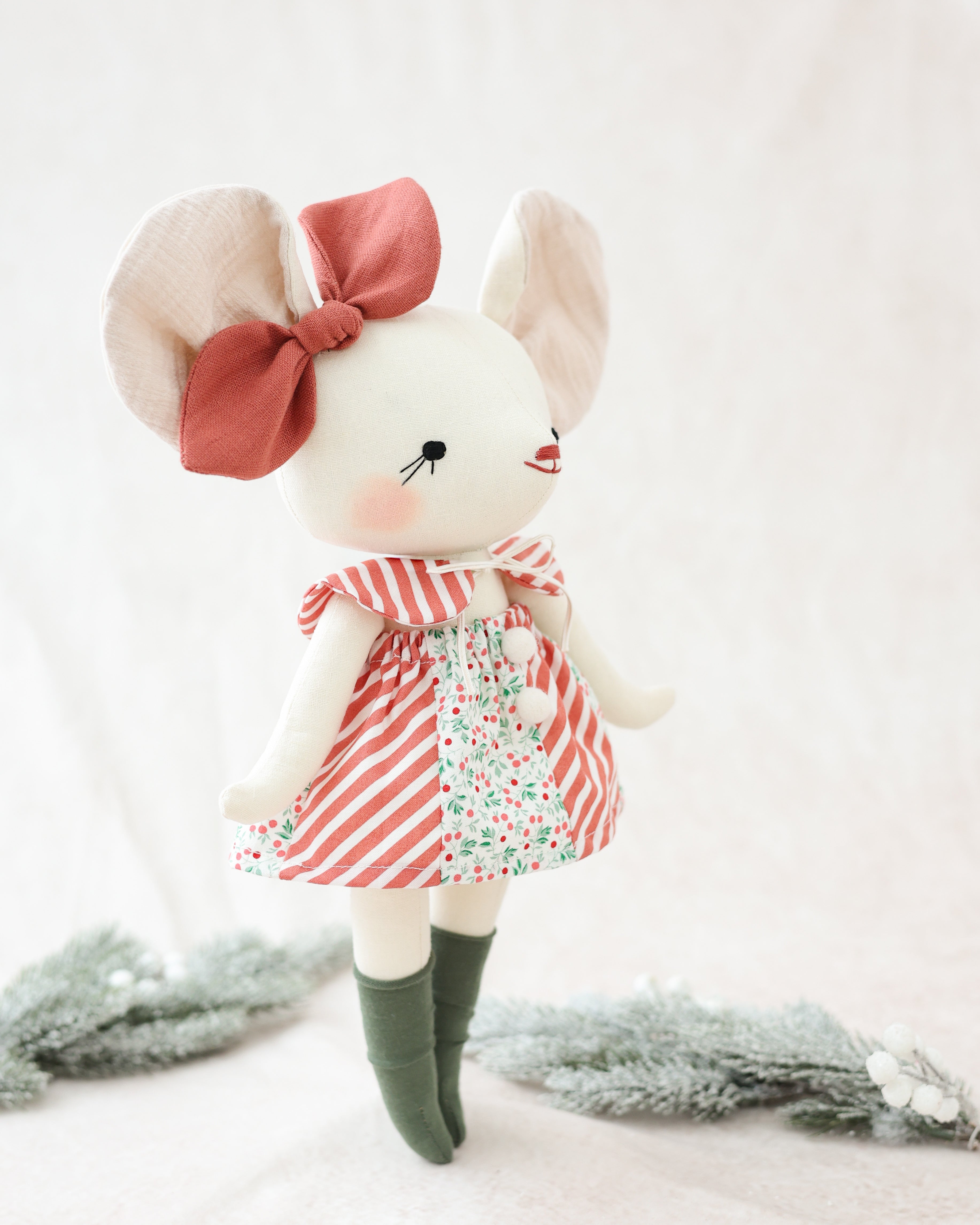 Mouse Doll Laure with Christmas Outfit