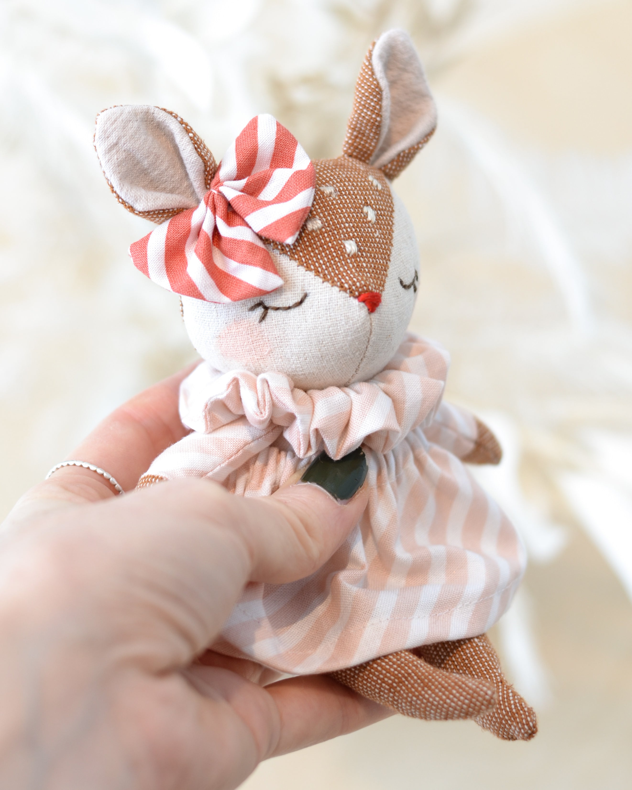 ミニフォーンドール