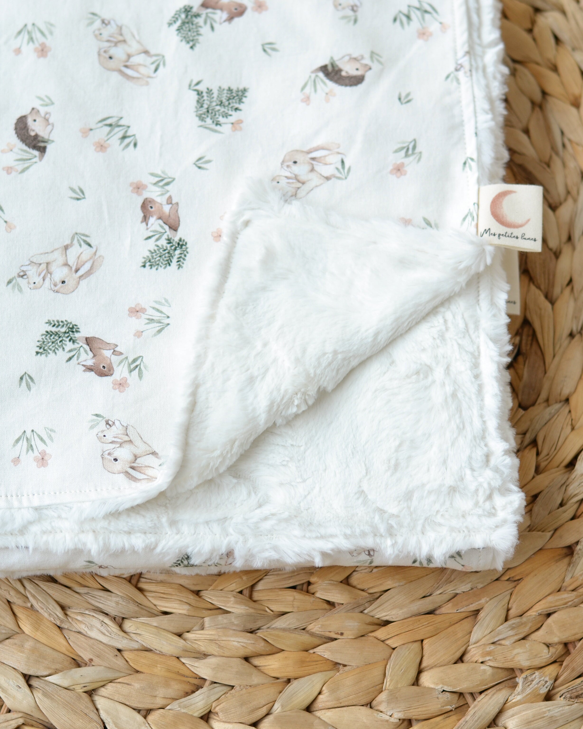 Conjunto de Brinquedo de Pelúcia Coelho e Cobertor White Forest