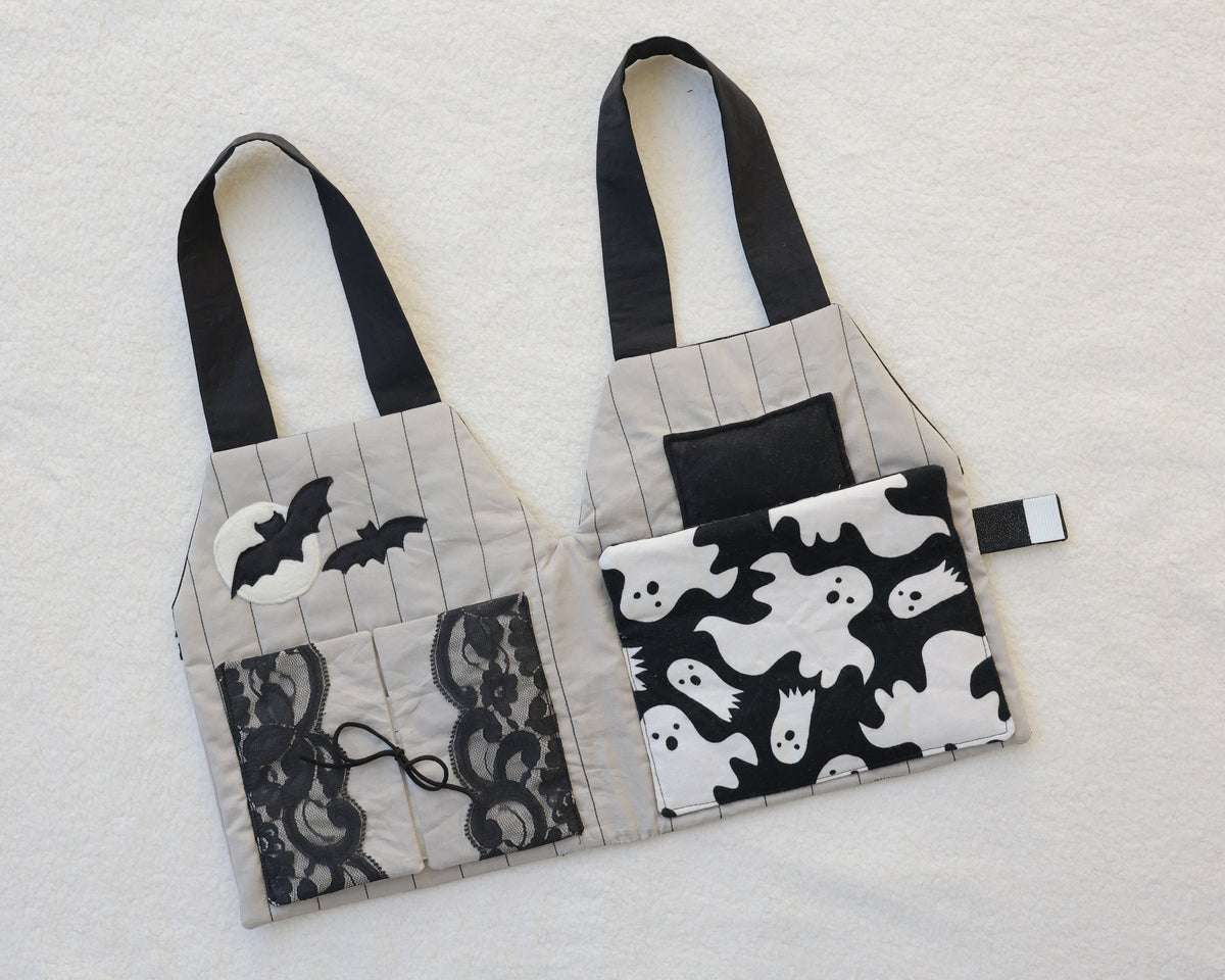 Haunted Dollhouse Play Bag · Halloween
