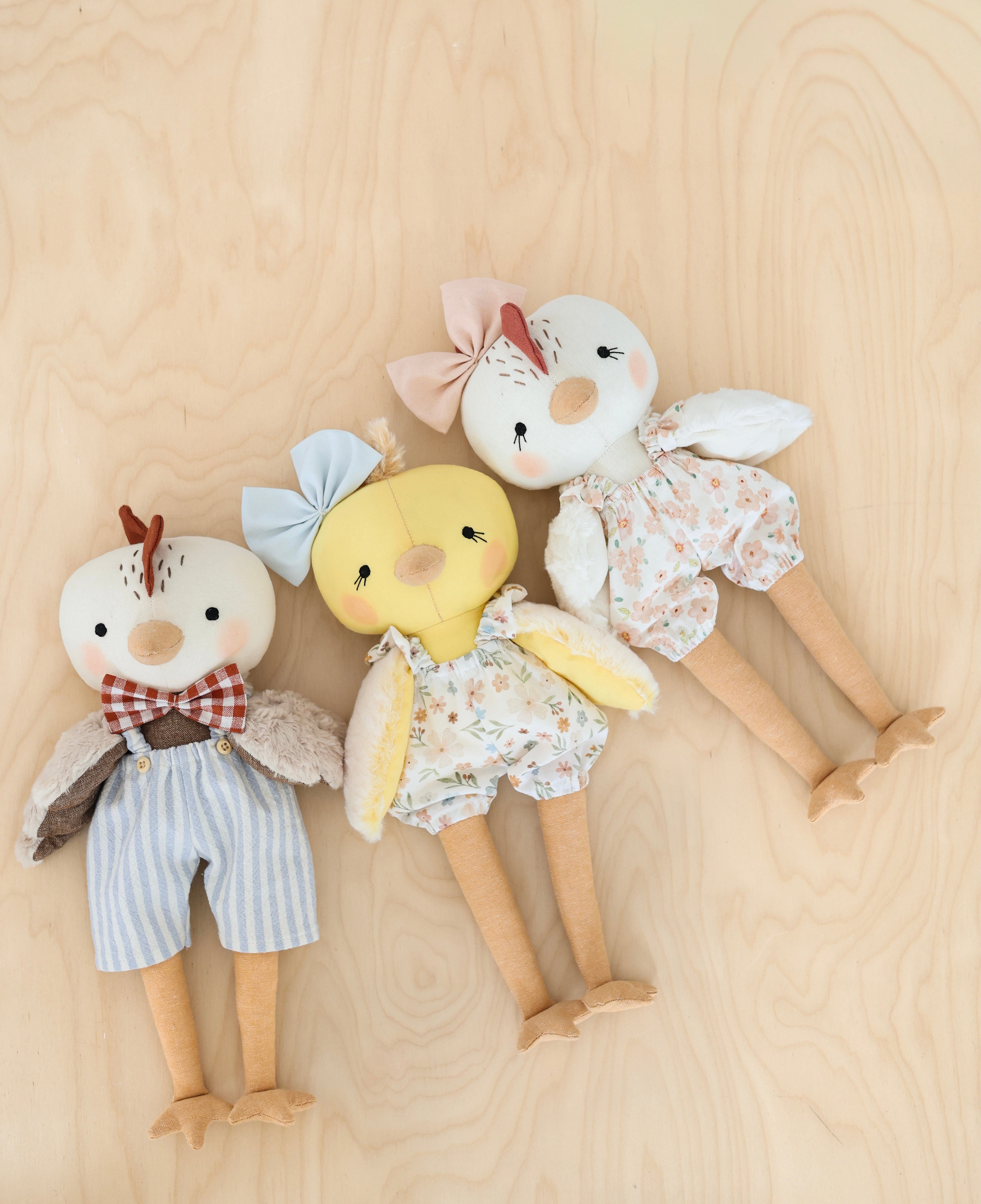 Molde de Costura - Boneca Pintinho / Galinha