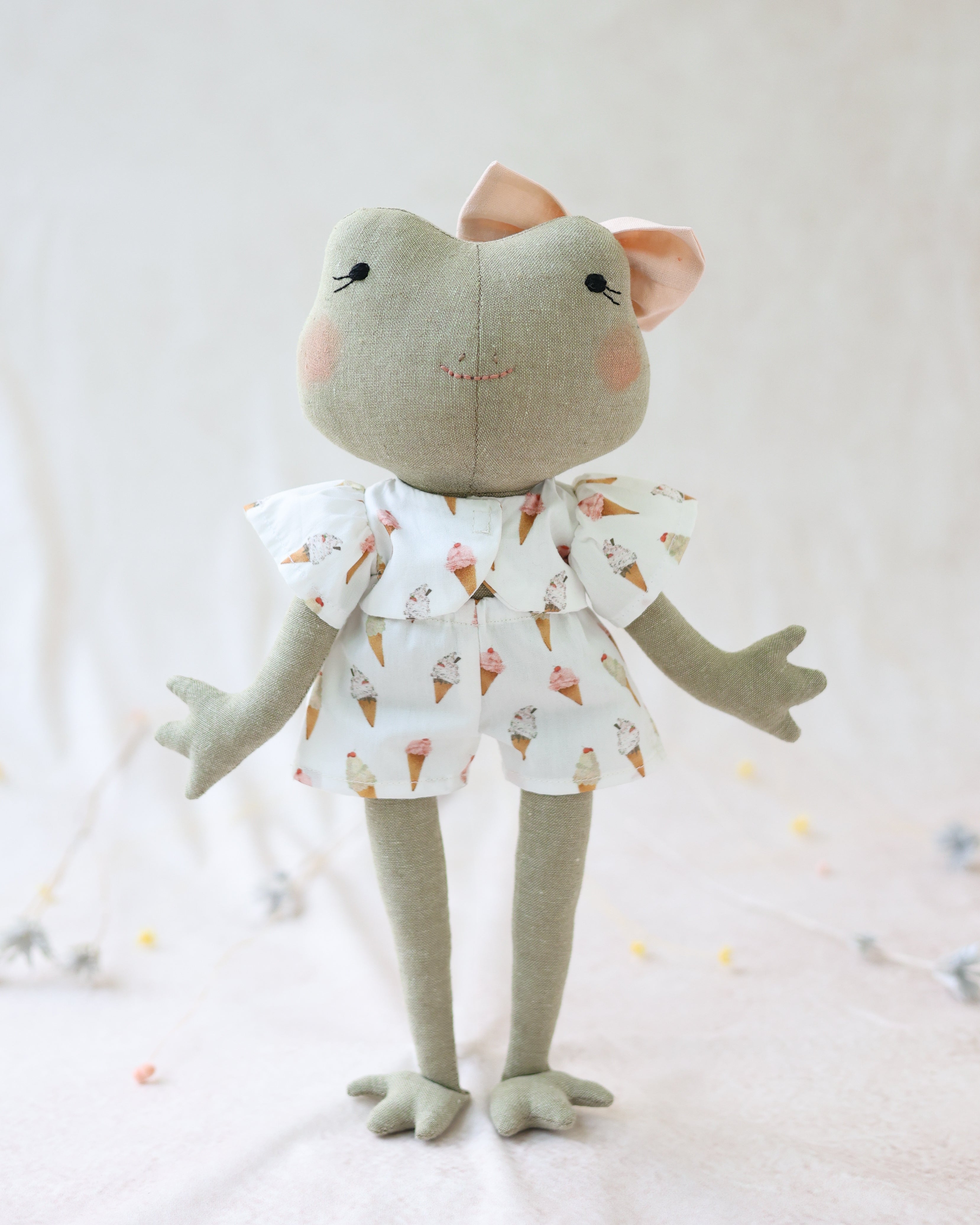 Frog Soft Toy Ice Cream Outfit