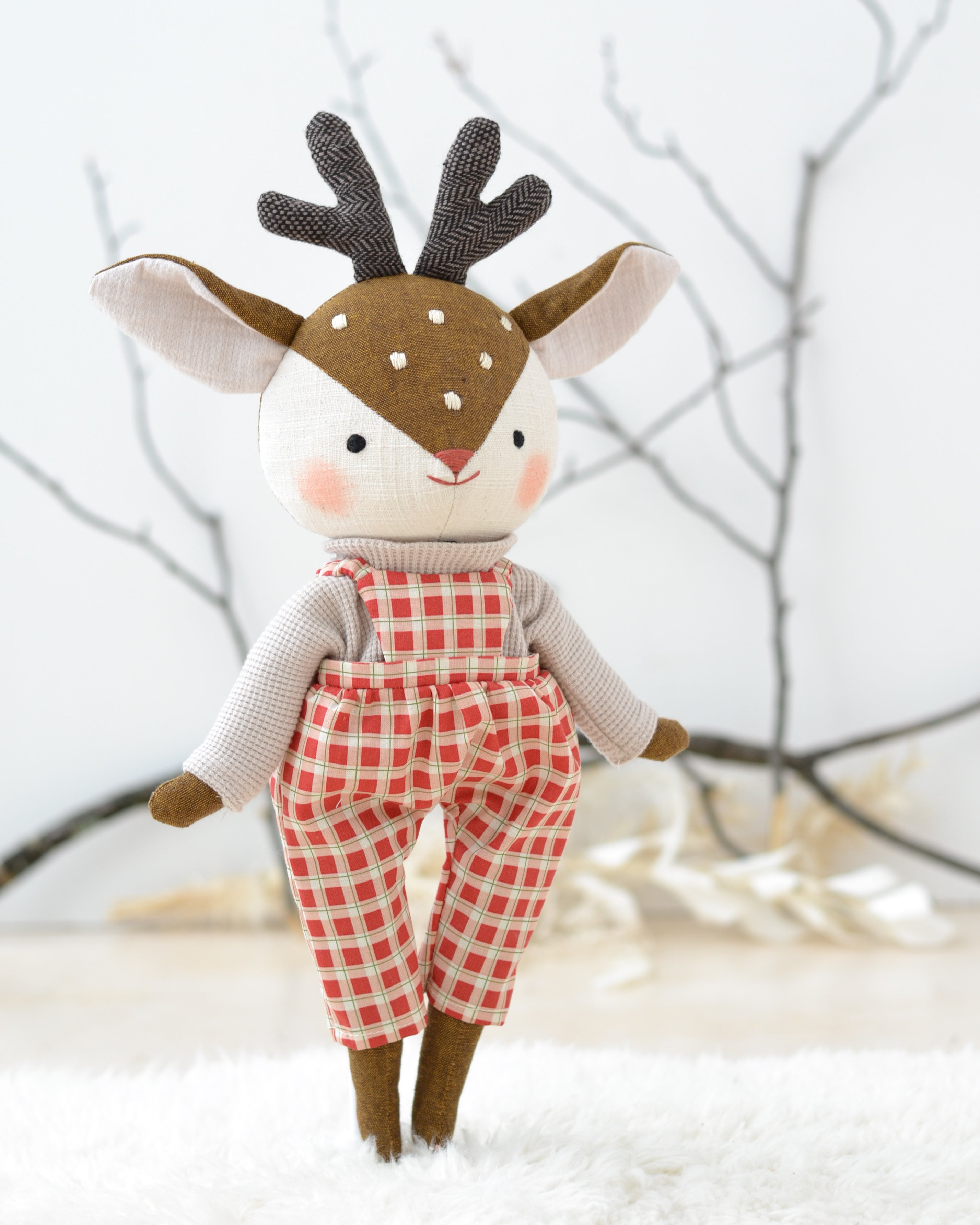 トナカイ人形ルイ