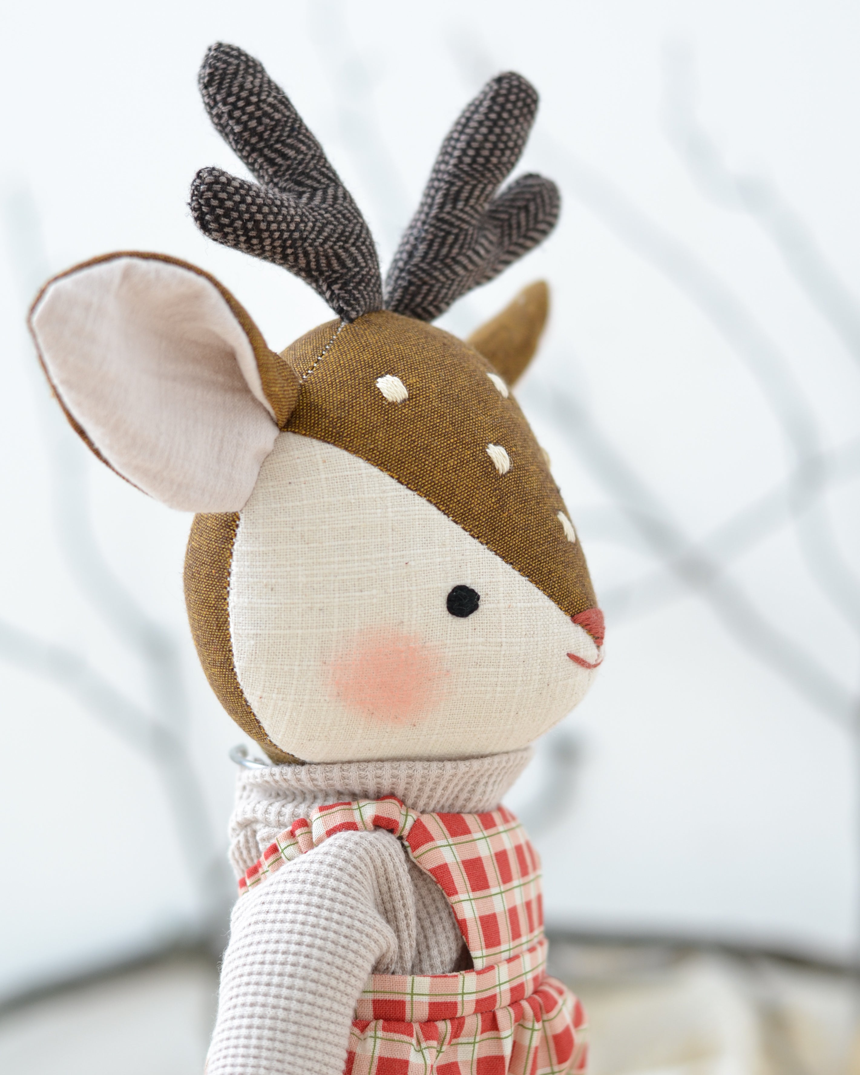 トナカイ人形ルイ