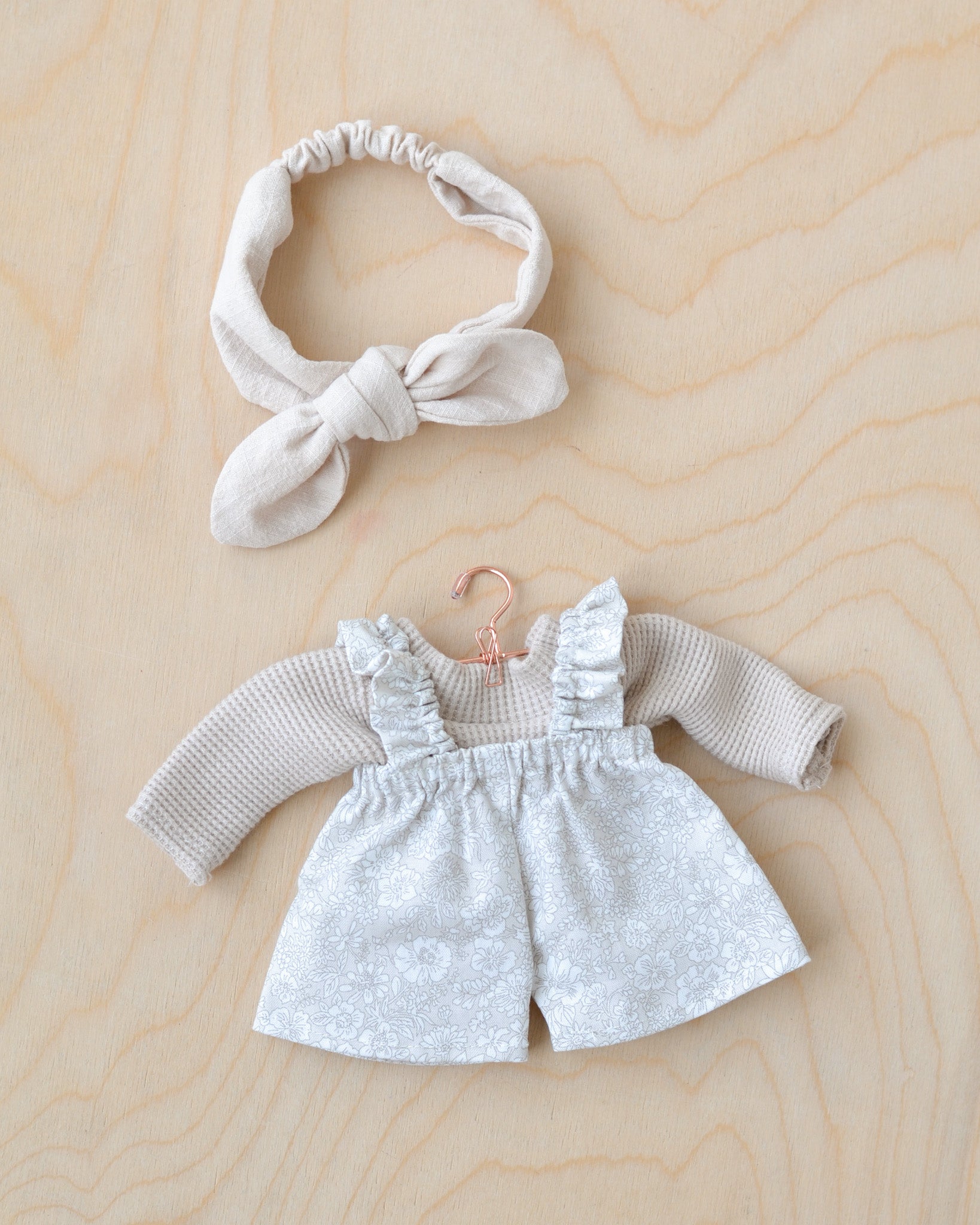 Sand Floral Suspender Shorts Set