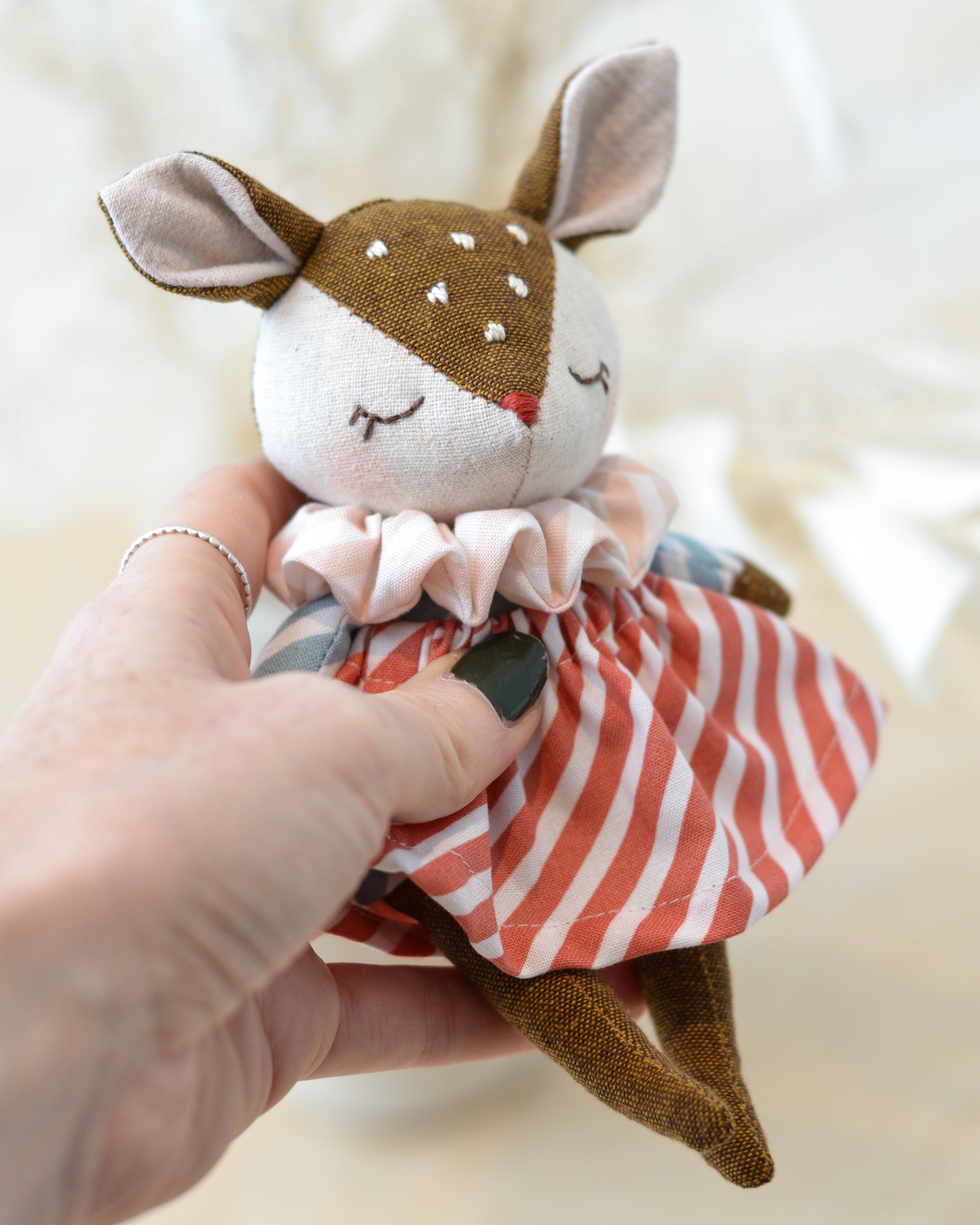 ミニフォーンドール