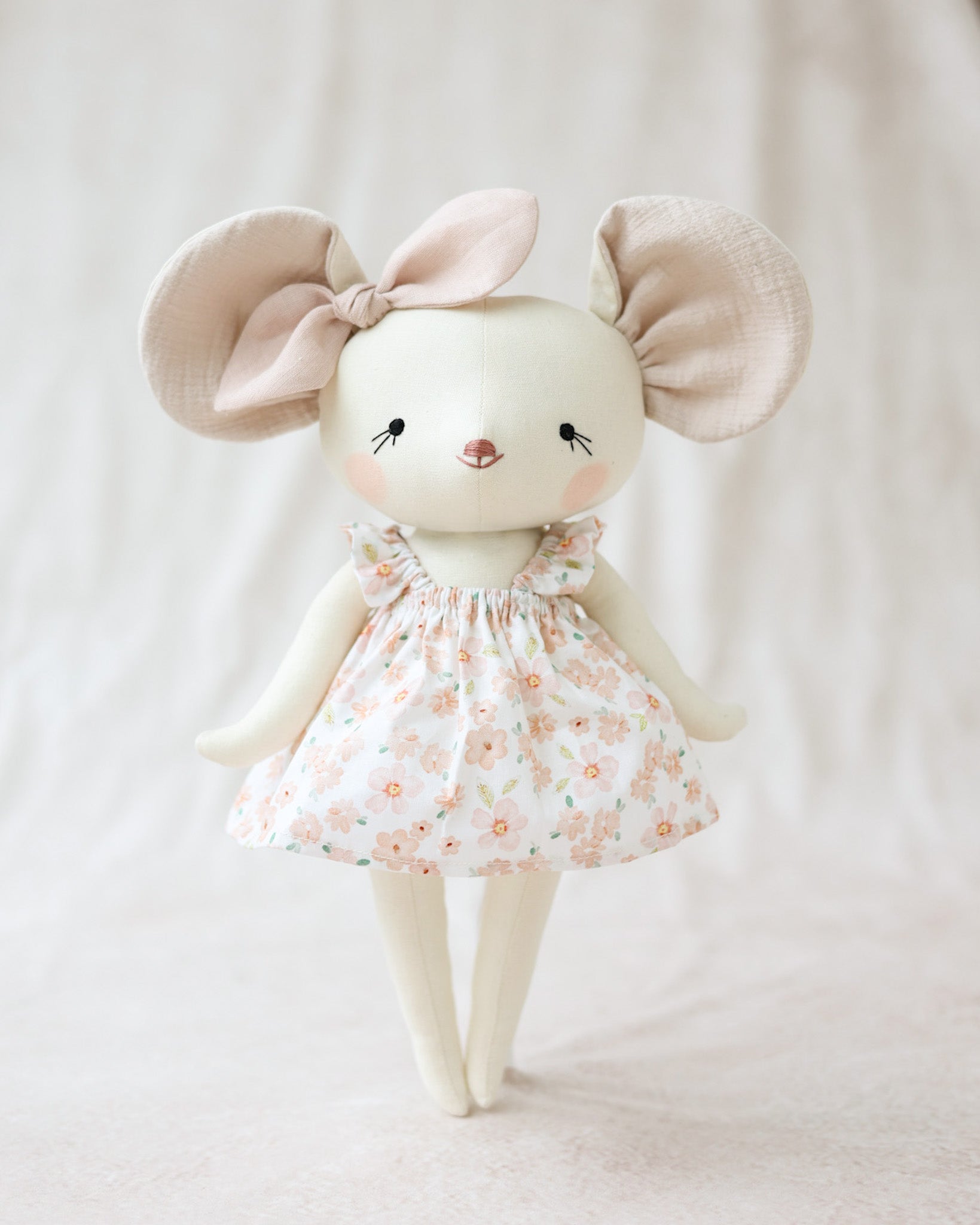 Poupée Peluche souris Laure robe fleur