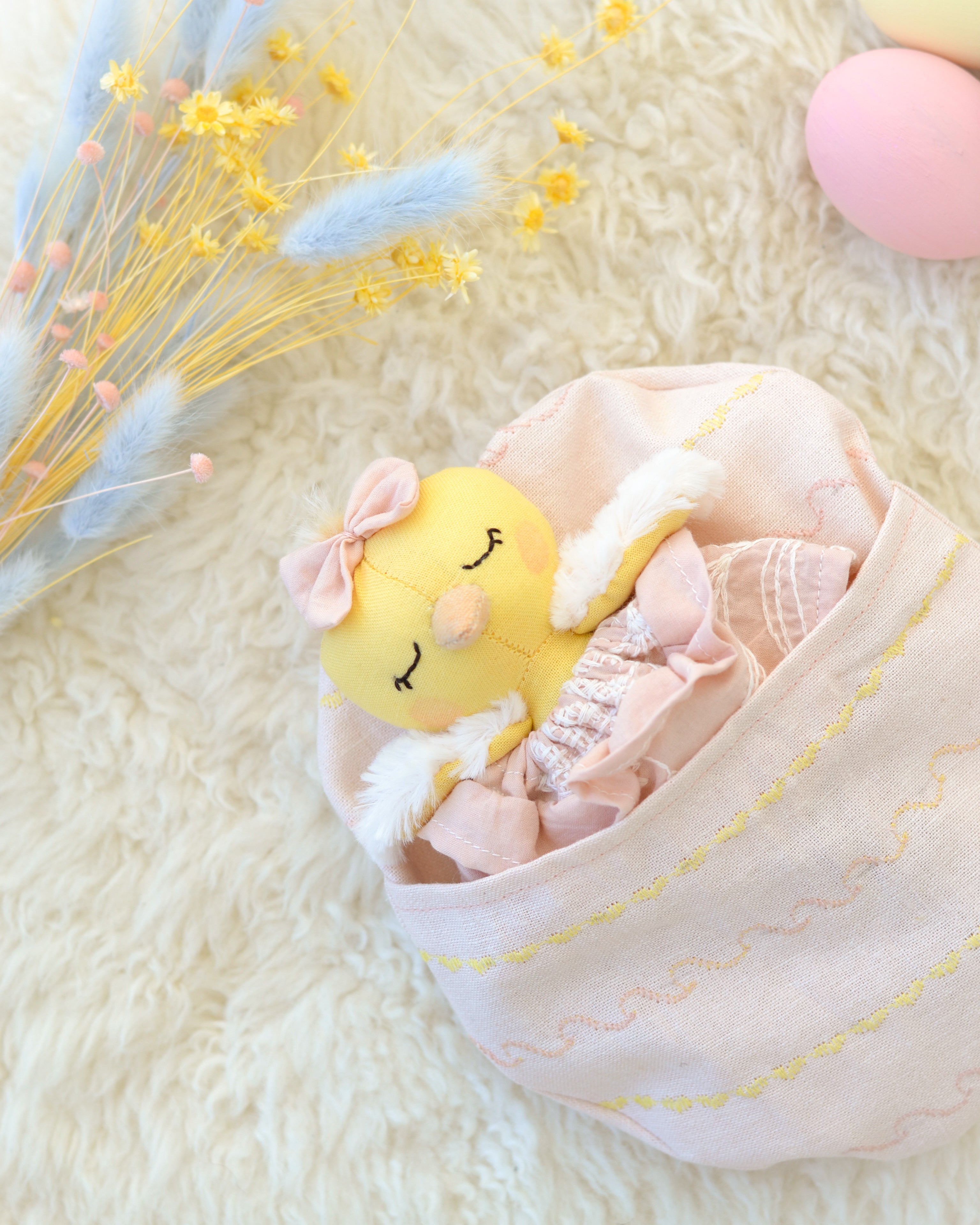 Sewing Pattern - Mini Chick doll + Easter egg bed