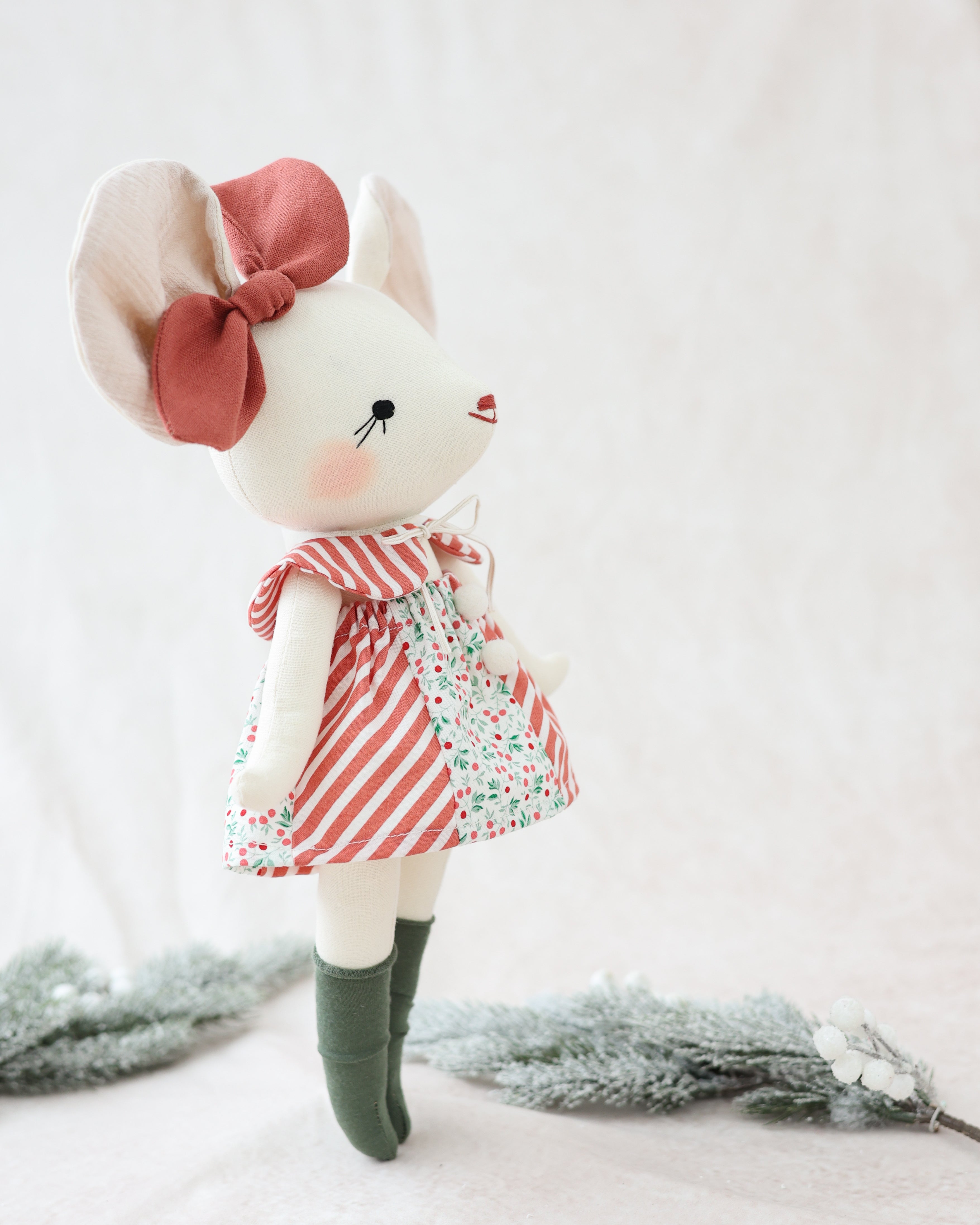 Mouse Doll Laure with Christmas Outfit
