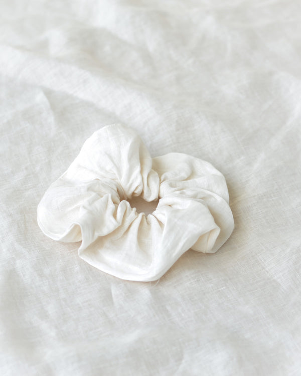 White linen Oversized Scrunchie